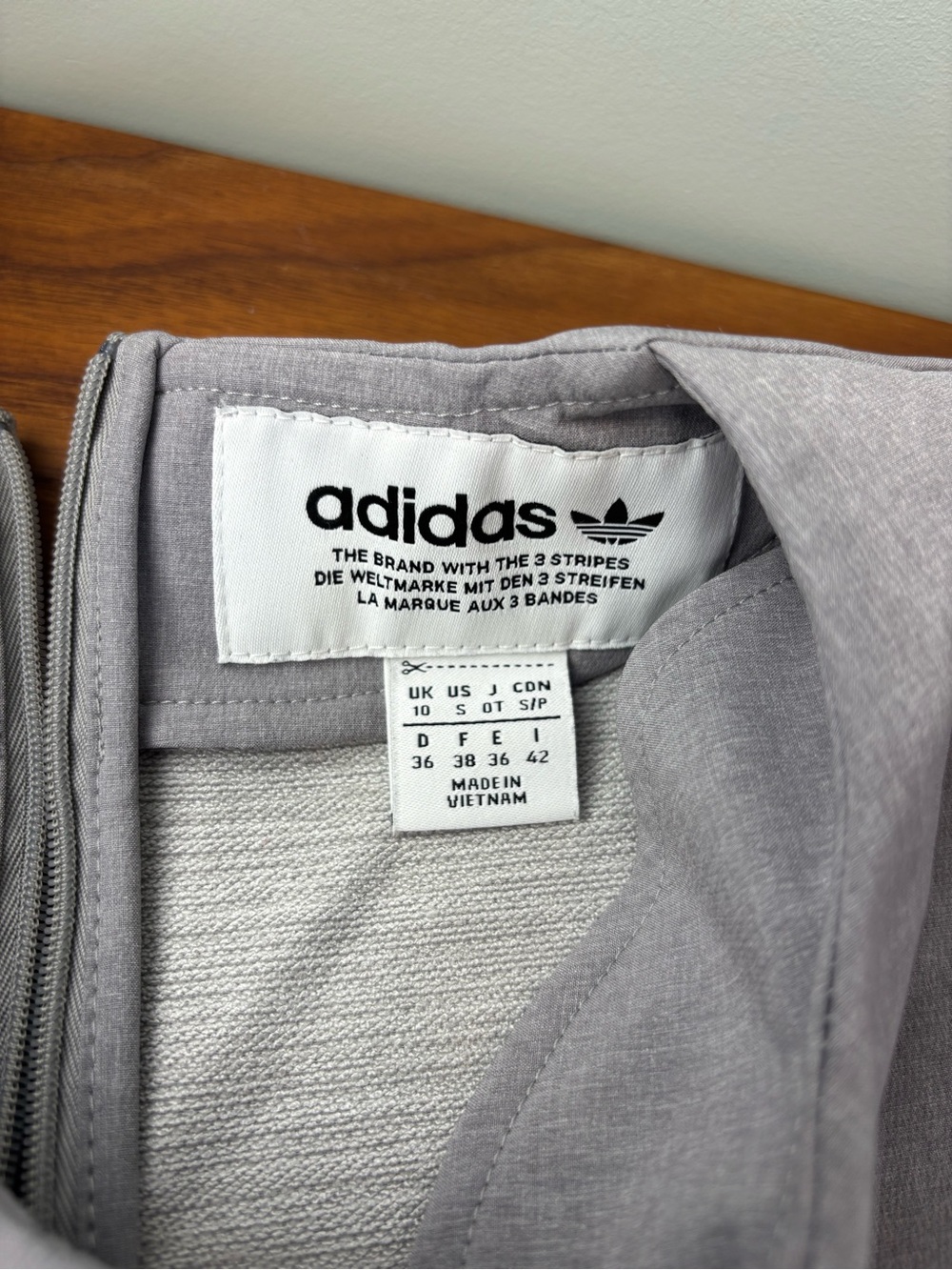 Adidas Gray Crew Pullover with Green Accent - Picture 9 of 11